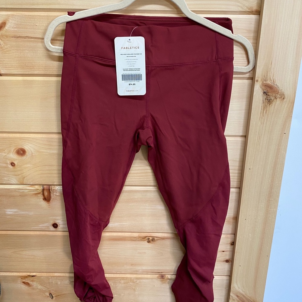 Fabletics Ruched Leggings - Picture 2 of 6